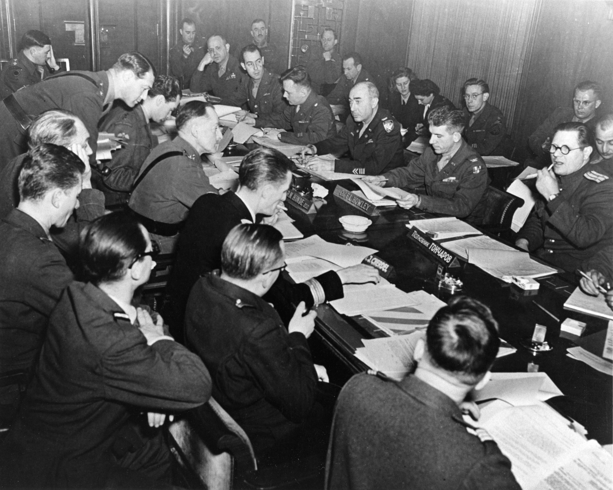 Sitzung in der Alliierten Kommandantur